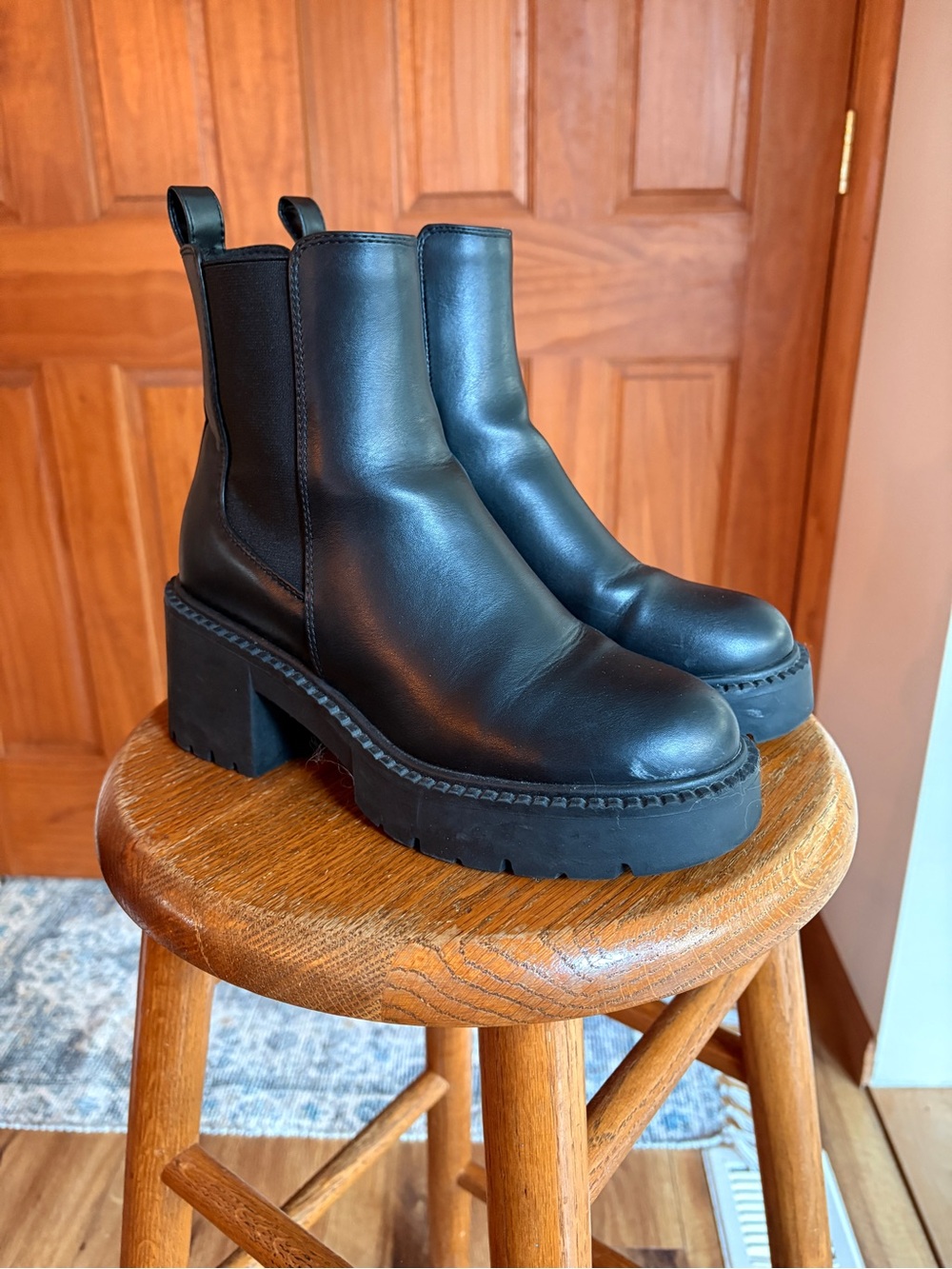 Madden Girl Chelsea Ankle Heel Boots Size 6.5